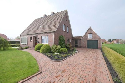 Gepflegtes Einfamilienhaus mit Garage in Leezdorf, ca. 15 km zur Nordseeküste
