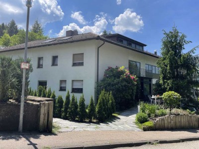 2 Zi. mit Balkon und Garage in ruhiger Wohnlage umgeben von viel Grün in Bad Herrenalb