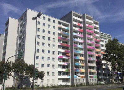 Geräumige 3-Raum-Wohnung mit Balkon im Erdgeschoss (WBS erforderlich)!