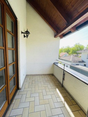 Helle 3-Zimmerwohnung mit Balkon und Stellplatz in Mainburg!