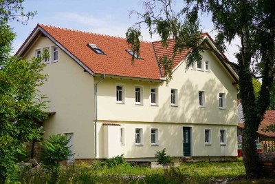 Historisches Anwesen mit großem Gestaltungsspielraum in Hellingen