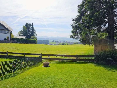 Für Kapitalanlager: 3-Zimmer, Erdgeschoß, renoviert, Aussicht!