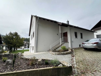 Dachgeschosswohnung 3 Zimmer ohne Balkon