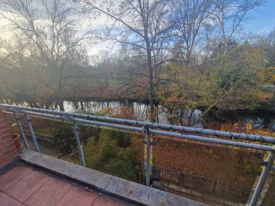 Helle 2-Zimmer Wohnung mit Balkon im Uferhaus Leineinsel