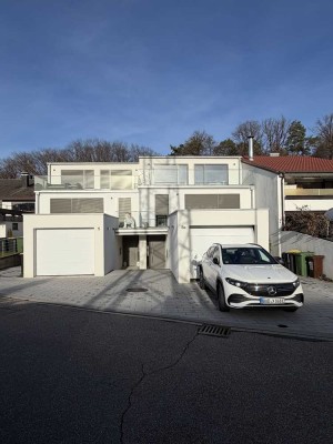 Modernes Doppelhaus  in guter Lager Sommerhalde