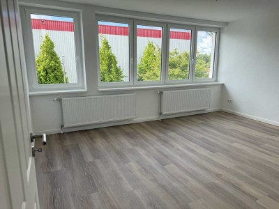 Frisch sanierte 3 - Zimmer Wohnung zu vermieten