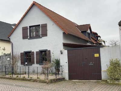 Ruhig gelegenes Einfamilienhaus mit attraktiver Verkehrsanbindung