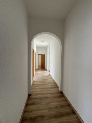 Zweiraumwohnung mit Balkon in Glauchau zu vermieten