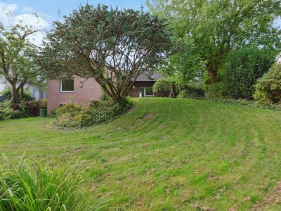 Einfamilienhaus mit Einliegerwohnung in Top-Lage von Wachtberg