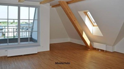 Schöne 3-Zimmer-Wohnung mit Terrasse