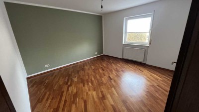 Freundliche 3-Zimmer-Wohnung mit Balkon und Einbauküche in Vallendar