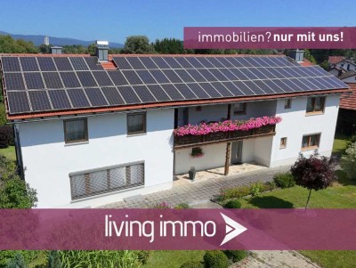 Großzügiges Zweifamilienhaus mit viel Platz in ruhiger Lage