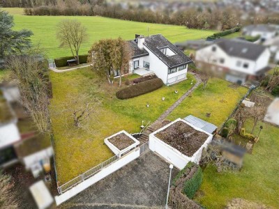 Wohnhaus mit großzügiger Architektur in traumhafter Lage