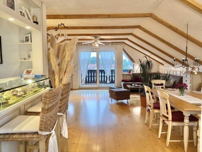 Ideal für Familien: Gemütliche 4 Zimmer Dachgeschosswohnung mit exklusivem Blick über Gersthofen!