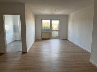 Wunderschöne 3 Raum mit Balkon und Tiefgaragenstellplatz