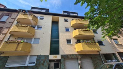 Keine Provision; 1 ZKB; 37m²; 3 OG; großer Balkon Ost/Süd/West Ausrichtung; Küche; Dusche/Badewanne