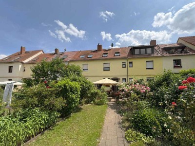 Gemütliches Reihenmittelhaus mit Carport und Garten
