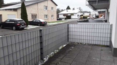 Freundliche und neuwertige 1-Zimmer-Erdgeschosswohnung mit geh. Innenausstattung mit EBK in Swisttal