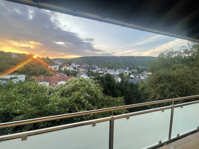 Erstbezug nach Sanierung mit 2 Balkonen: ansprechende 3-Zimmer-Wohnung in Bad Breisig Oberbreisig