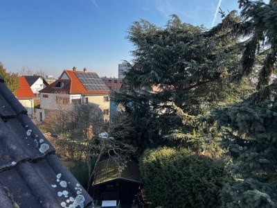 Vermietung für 1,5 Jahre: Single-Wohnung mit Dachterrasse