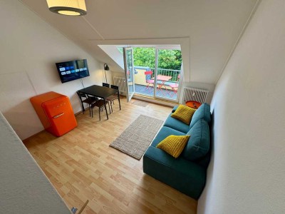 [RESERVIERT] Moderne Galerie-Wohnung mit Balkon in Bonn-Tannenbusch – Vollmöbliert, All-Inclusive