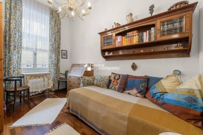 Elegante Altbauwohnung, mit Charakter