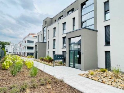 Erstklassige Designerwohnung mit Miele-EInbauküche, Aufzug, Balkon