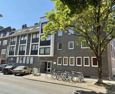 Charmante, kernsanierte, teilmöblierte Wohnung in zentraler Lage