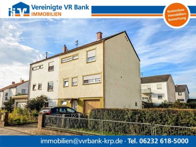 Doppelhaushälfte mit großem Garten