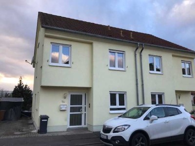 Doppelhaushälfte in Bingen-Gauslheim zu vermieten