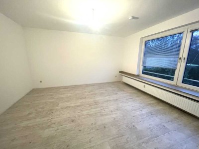 1 Zimmer - gepflegt -ab sofort frei - EBK