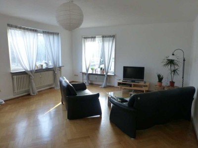 Großzügige 3,5 Zi. Whng. Walllage am Park mit Balkon +Terrasse