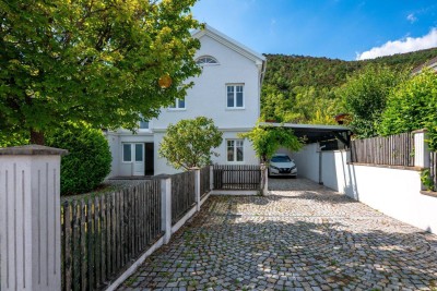 Traumhaus in Grünruhelage 30 Minuten zur Wiener Stadtgrenze- Einmaliger Fernblick - Finanzierung ab monatlich € 2.070.- möglich