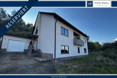 RESERVIERT: Familienfreundliches Zuhause mit großem Garten und Ausbaumöglichkeit