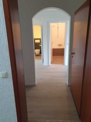Stilvolle 3-Raum-Wohnung mit gehobener Innenausstattung mit Balkon und EBK in Wildberg