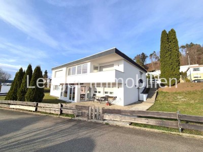Modernes Einfamilienhaus in toller Aussichtslage von Albstadt-Tailfingen