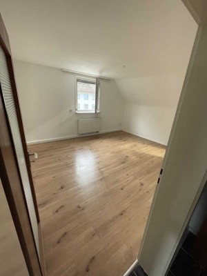 Exklusive, sanierte 2-Zimmer-Wohnung in Esslingen