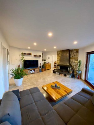 Exklusive 2,5-Zimmer Wohnung in Ispringen