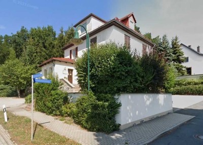 Ca. 104 m² Wohnen + ca. 102 m²  - für Arzt -/ Physiotherapie Praxis / Büro / Kanzlei