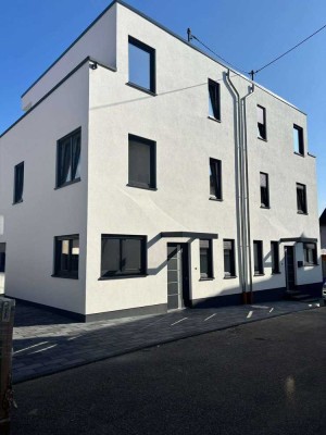Familienfreundlich & modern: 160 m² Neubau-Doppelhaushälfte mit hochwertiger Ausstattung
