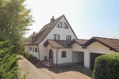 Großzügig, ruhig und zentral – Wohlfühloase in Attendorn!