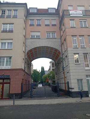 Erstbezug nach Sanierung: 4-Zi.-Wohnung mit Balkon in Offenbach Stadtmitte