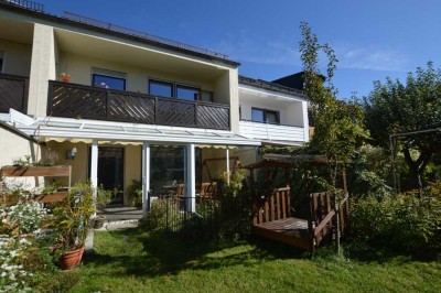 Großzügiges Reihenhaus mit Wintergarten, gepflegtem Garten und Garage in ruhiger Lage!