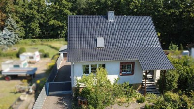 Lebensqualität pur: Einfamilienhaus in Möckern mit Pool, Sauna und großem Keller
