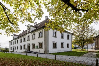 Wohnen im Baudenkmal - Altersgerechte, 2-Zimmer-ETW im Ortskern von Wolfegg