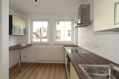 Schöne Single-WE mit neuem Laminat