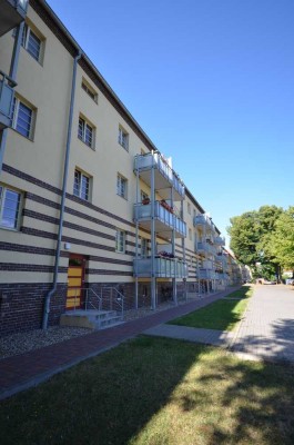 Schöne 2-Zimmer-Wohnung mit Balkon  gesucht?
