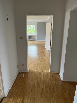 Großzügige 134 m² Wohnung in Bestlage nähe Rhein | Wiesbaden-Schierstein
