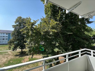 Ansprechende 2,5-Zi.-Wohnung mit Balkon!