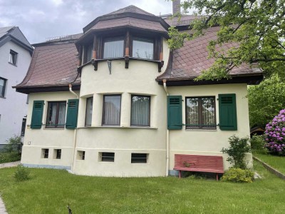 Wunderschöner Altbau mit unglaublich viel Platz